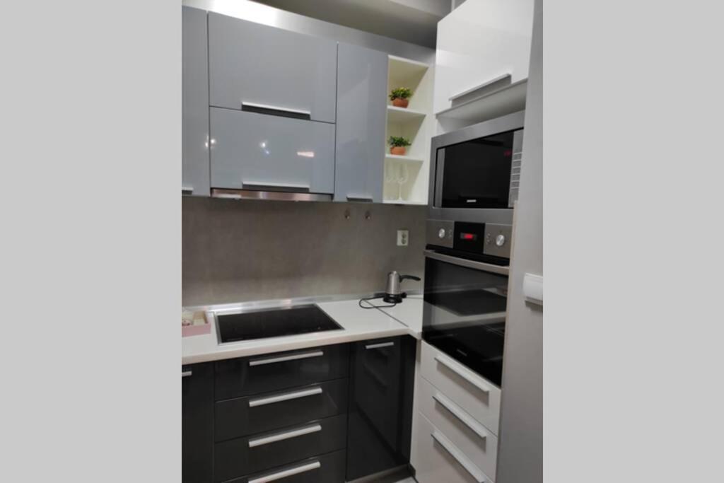 Centar One Apartmant Skopje Eksteriør bilde