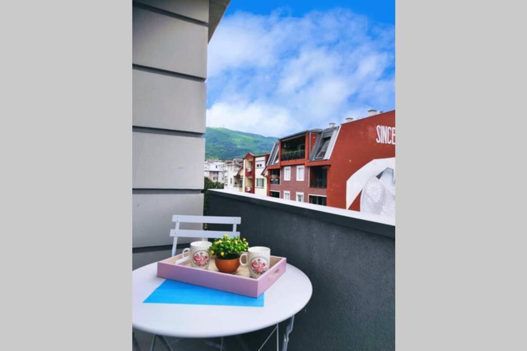 Centar One Apartmant Skopje Eksteriør bilde