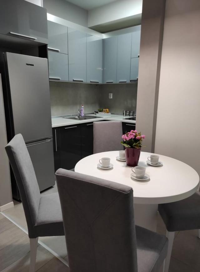 Centar One Apartmant Skopje Eksteriør bilde